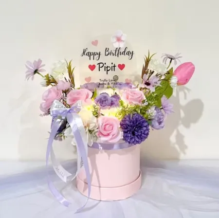 Bloom Box Akrilik Ucapan Ulang Tahun Penajam Paser Utara